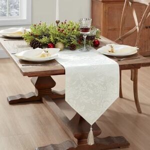 NWOT Jacquard Holiday Cream White Table Runner with Tassel 13.5 x 80”